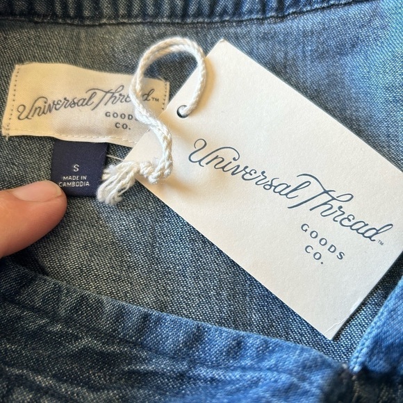 New Universal Threads Women's Long Sleeve Denim Woven Top Size small BNWT - Picture 7 of 8